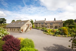 Smallshaw Farm Cottages - exterior 1